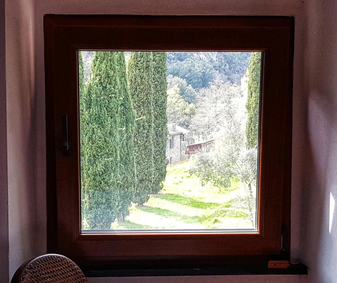 B&B Tre Ponti Castiglione Chiavarese Bagian luar foto