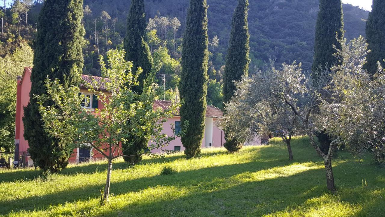 B&B Tre Ponti Castiglione Chiavarese Bagian luar foto